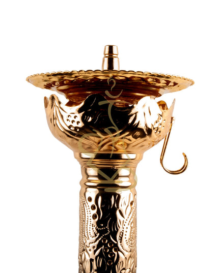 Close-up of bowl on Khalil Mamoon Ice Dana Gold Hookah, gold-plated details